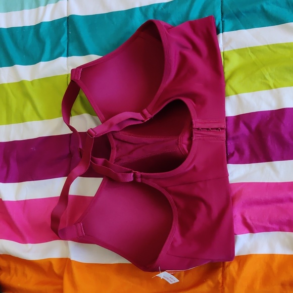 NWT Wire-frew Convertible Strap Molded Cup Sports Bra - Picture 3 of 6